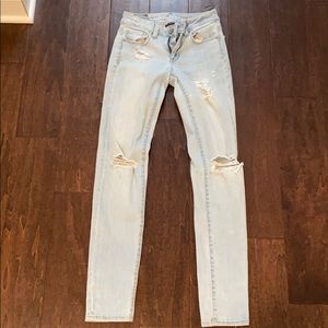 American eagle jeans!